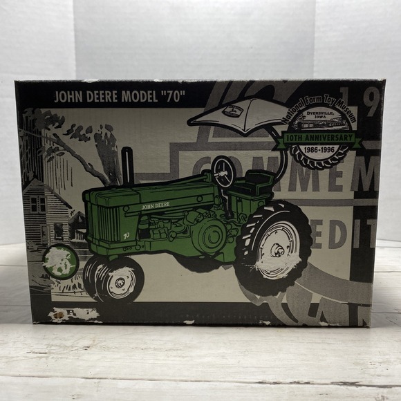 John Deere Model "70" Die Cast Tractor  Numbered With Box 10th Anniversary - Picture 13 of 13